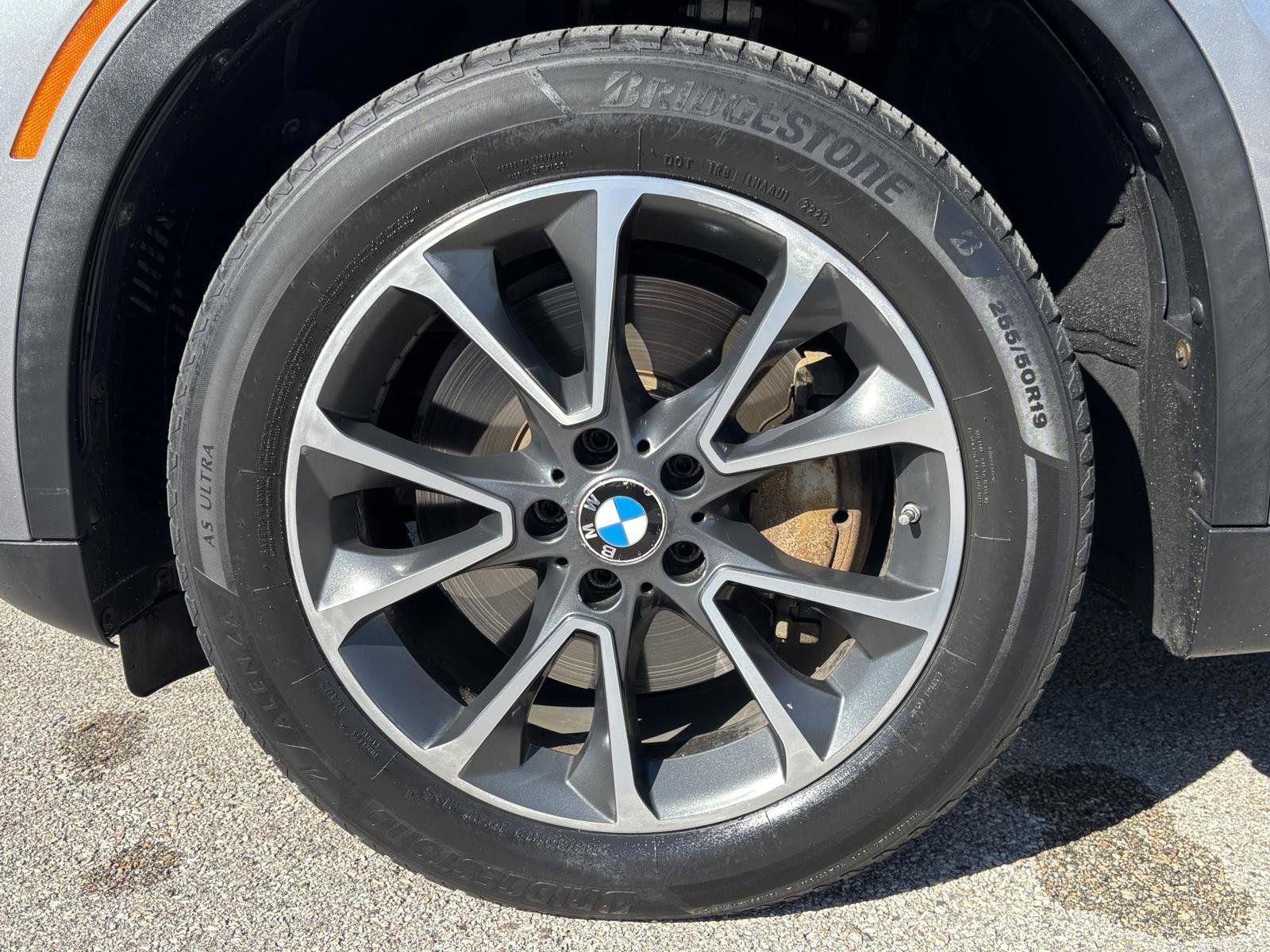 Used 2017 BMW X5 xDrive50i AWD/4WD image 42