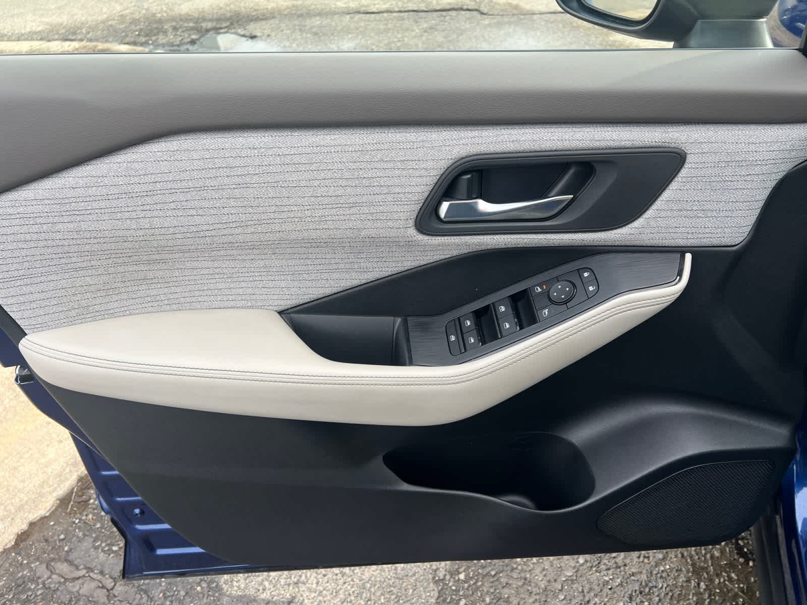 Certified 2023 Nissan Rogue SV AWD/4WD image 19