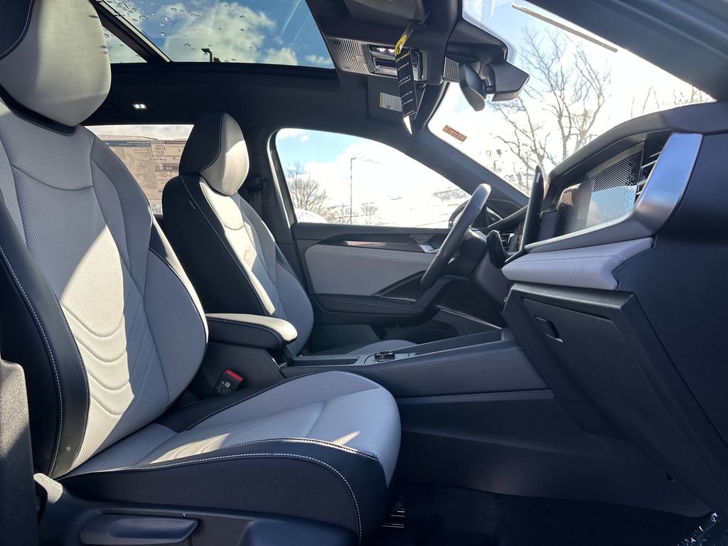 New 2026 Volkswagen Tiguan SE R-Line image 16