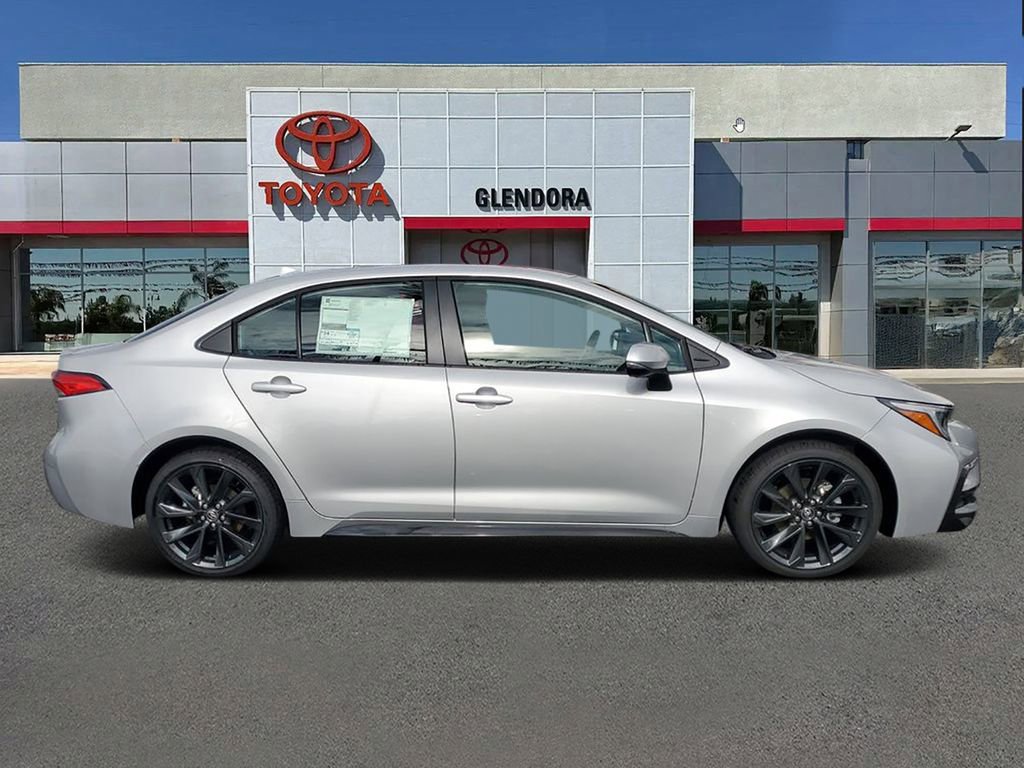 New 2026 Toyota Corolla SE image 2
