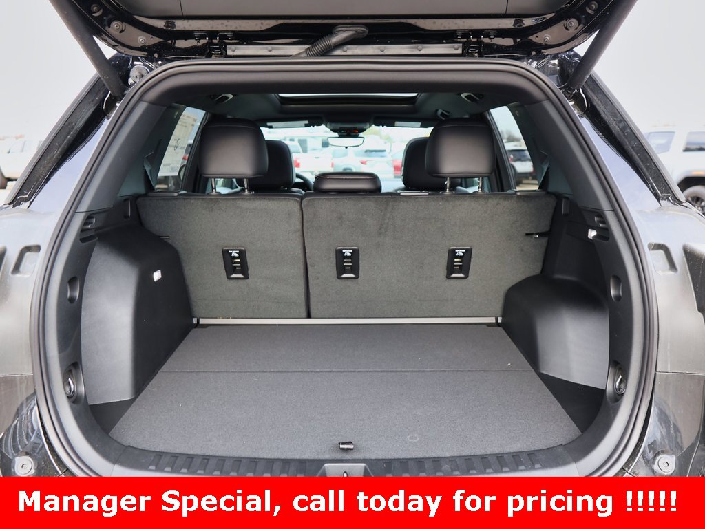 New 2026 GMC Terrain AT4 w/ Convenience Package III image 5