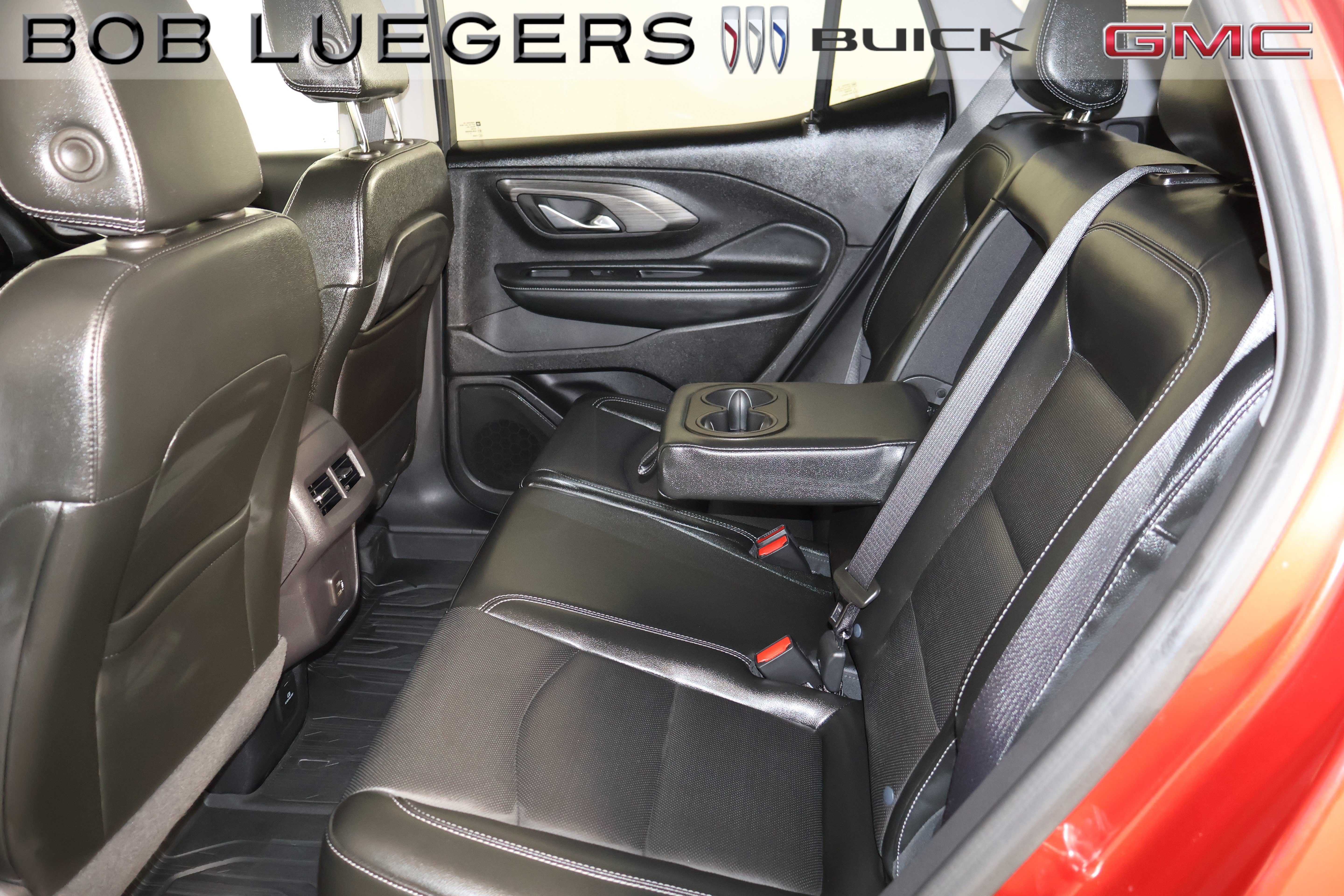 Certified 2024 GMC Terrain SLT w/ LPO, Floor Liner Package AWD/4WD image 12