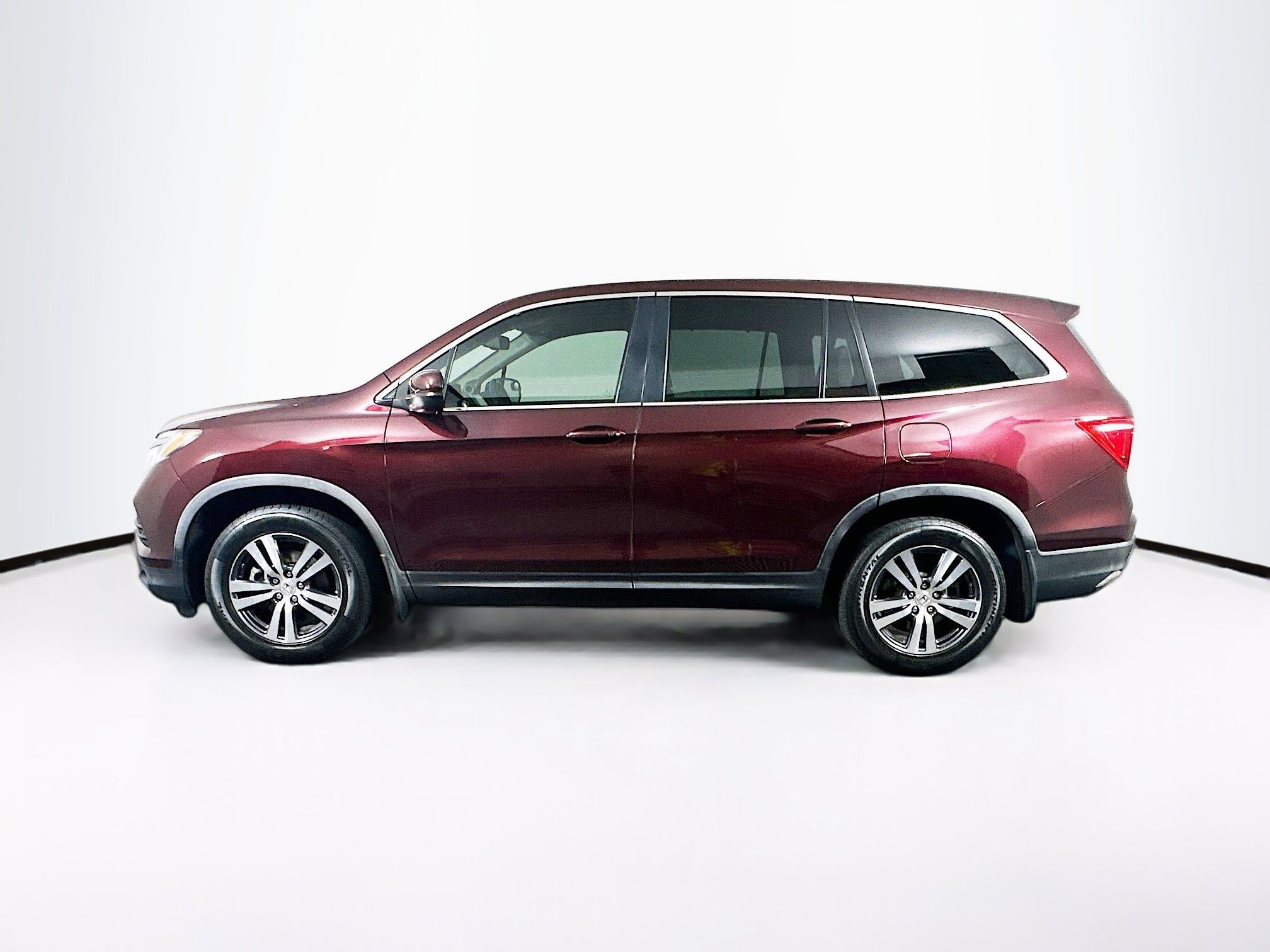 Used 2017 Honda Pilot EX-L image 4