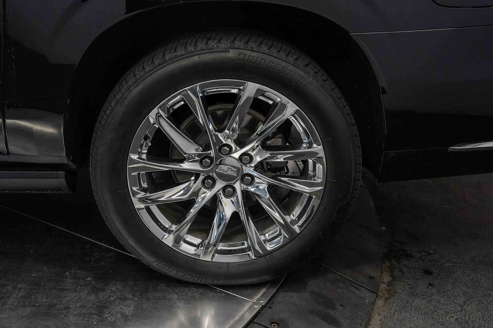 Used 2023 Cadillac Escalade ESV Premium Luxury Platinum w/ LPO, Radiant Package AWD/4WD image 7
