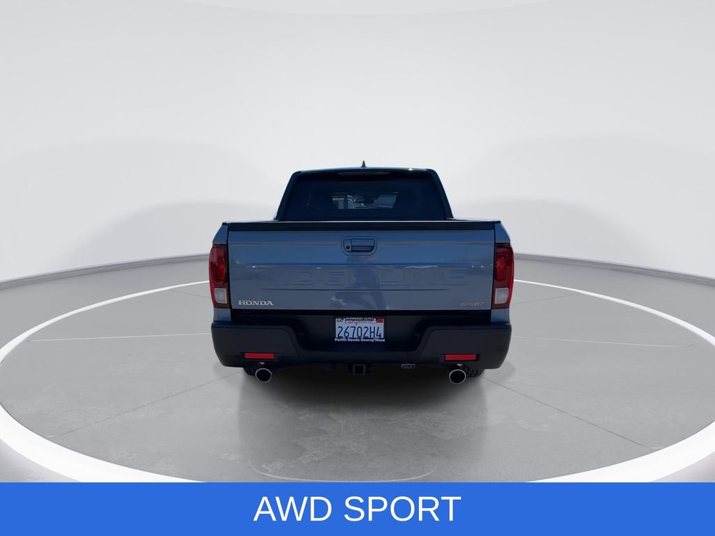 Used 2024 Honda Ridgeline Sport image 11