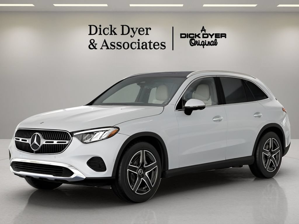 Used 2026 Mercedes-Benz GLC 300 image 34