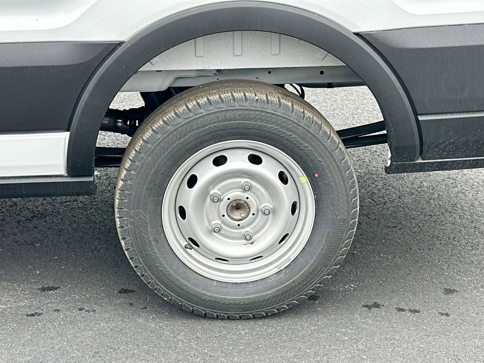 New 2026 Ford Transit 250 148 Medium Roof w/ Load Area Protection Package image 12