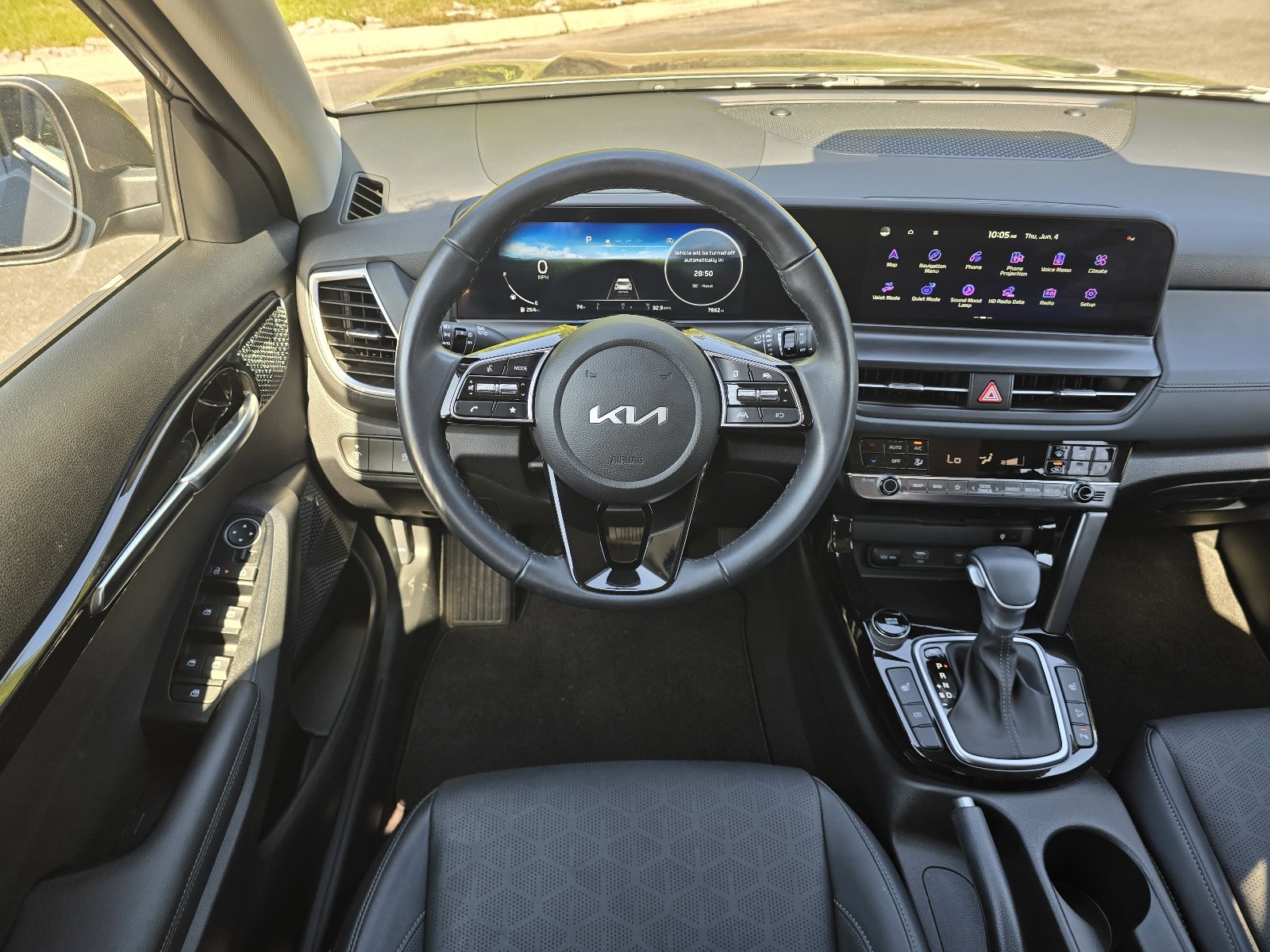 Used 2025 Kia Seltos EX w/ EX Sunroof Package FWD image 12