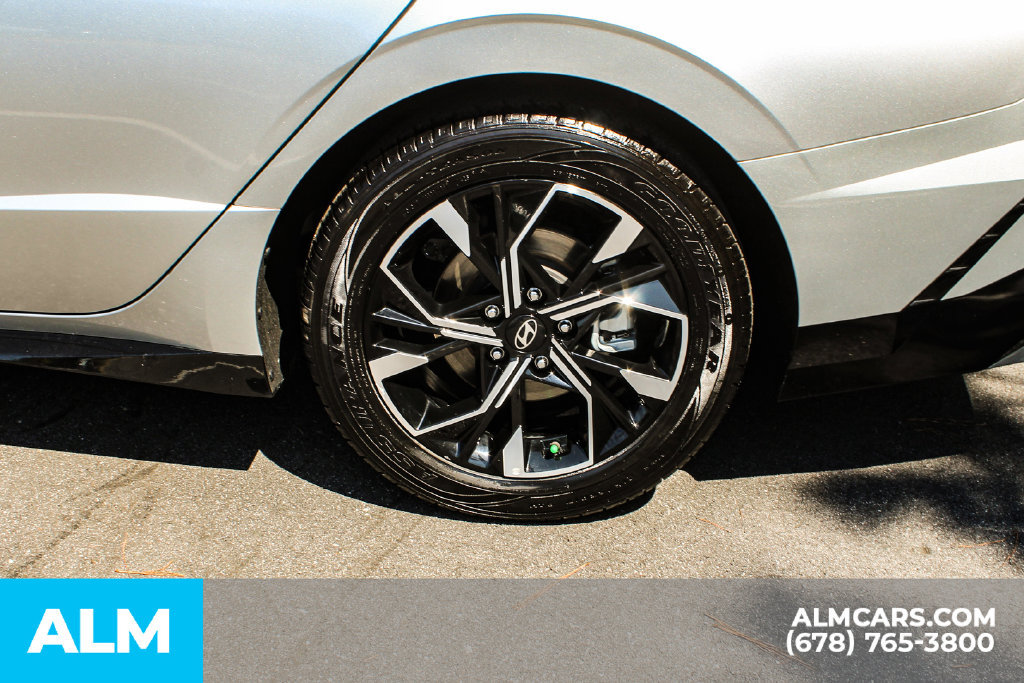 Used 2025 Hyundai Sonata SEL FWD image 15