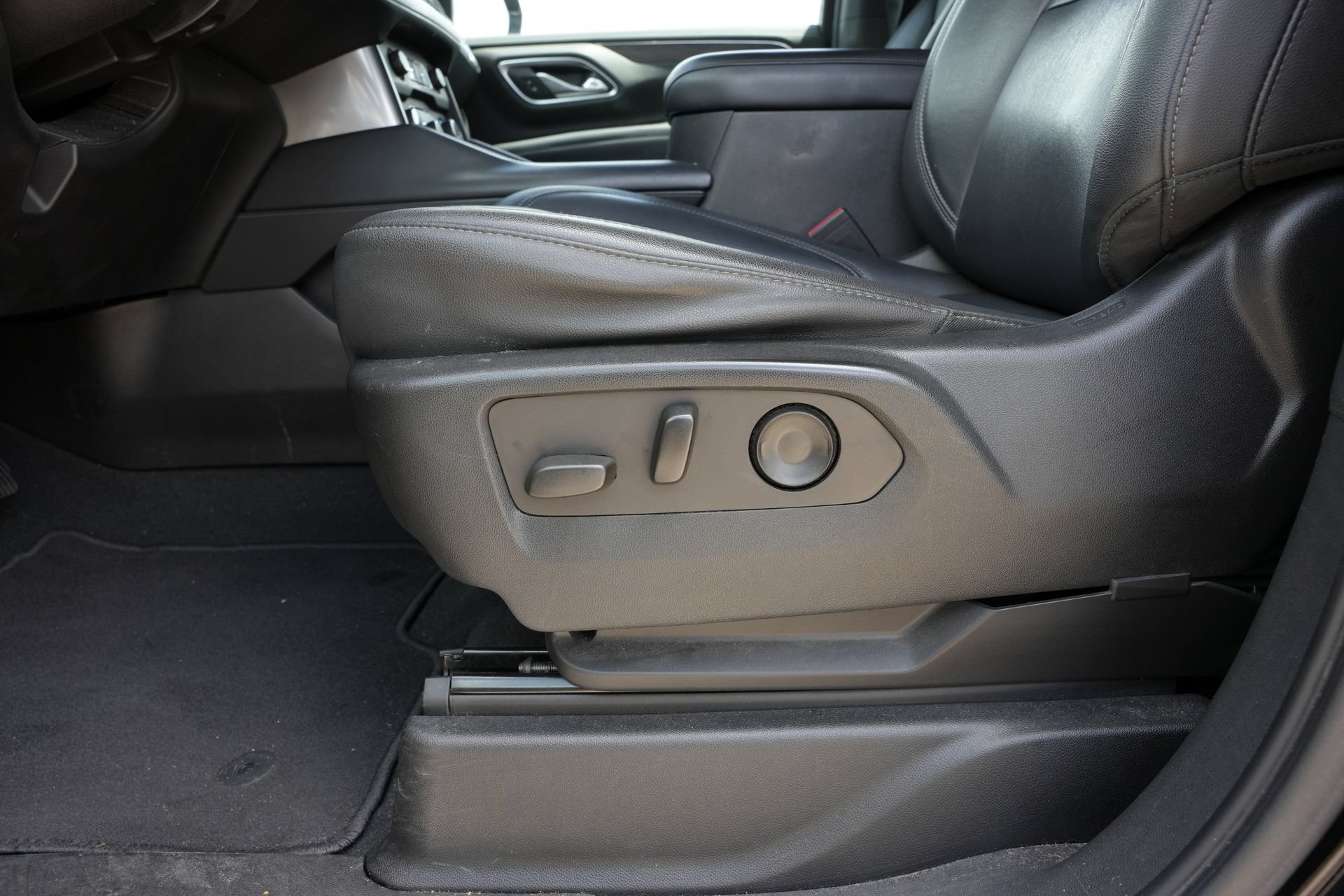 Used 2021 Chevrolet Tahoe LT RWD image 20