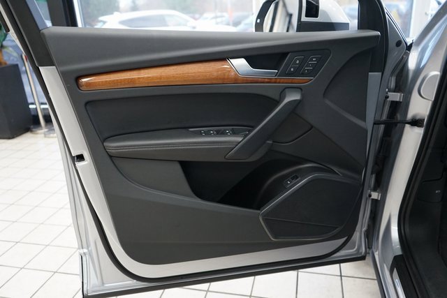 Used 2022 Audi Q5 2.0T Premium Plus image 27