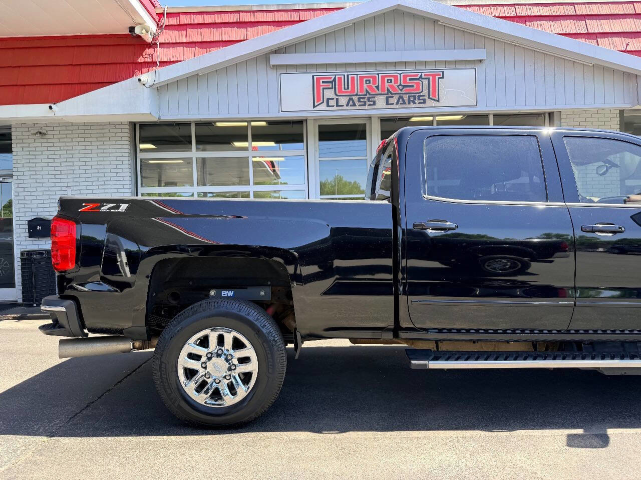 Used 2019 Chevrolet Silverado 2500 LT w/ LT Convenience Package AWD/4WD image 8