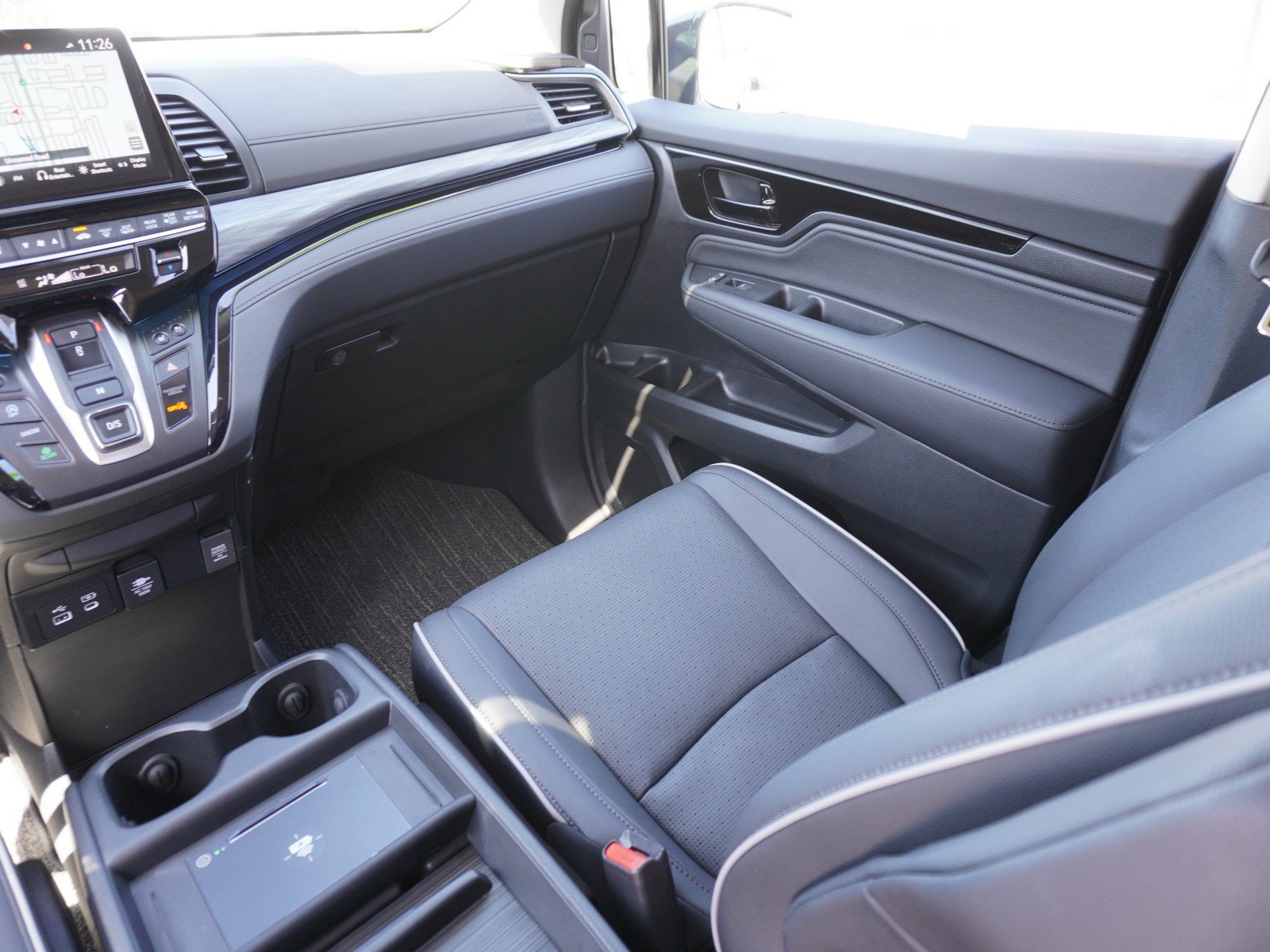 Used 2026 Honda Odyssey Elite image 18