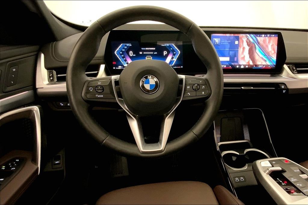 Certified 2025 BMW X1 xDrive28i image 4