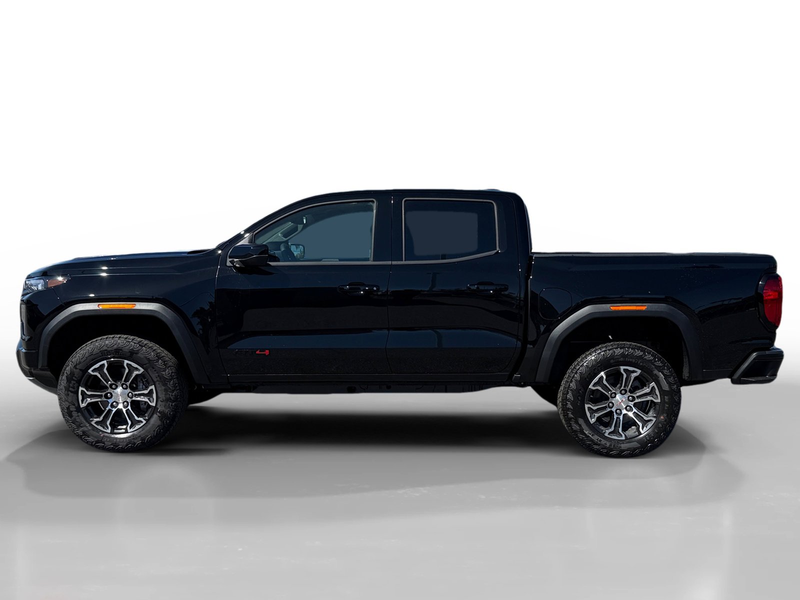 New 2025 GMC Canyon AT4 image 2