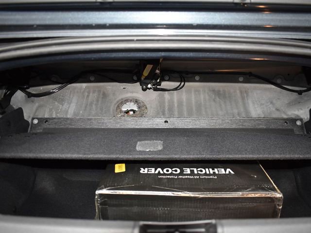 Used 2008 Chrysler Crossfire Limited image 27