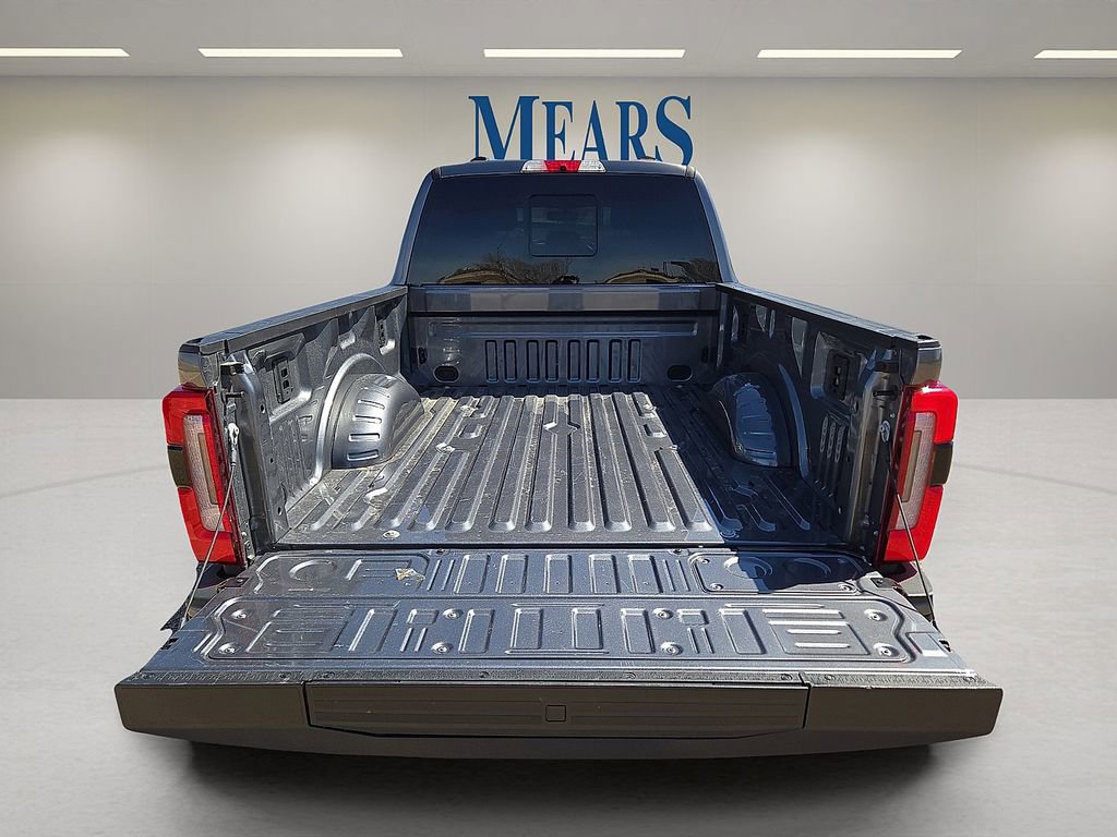 Used 2026 Ford F250 Platinum w/ Platinum Plus Package image 14