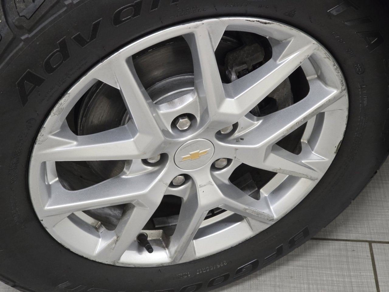 Used 2022 Chevrolet Equinox LT w/ LPO, Floor Liner Package FWD image 7