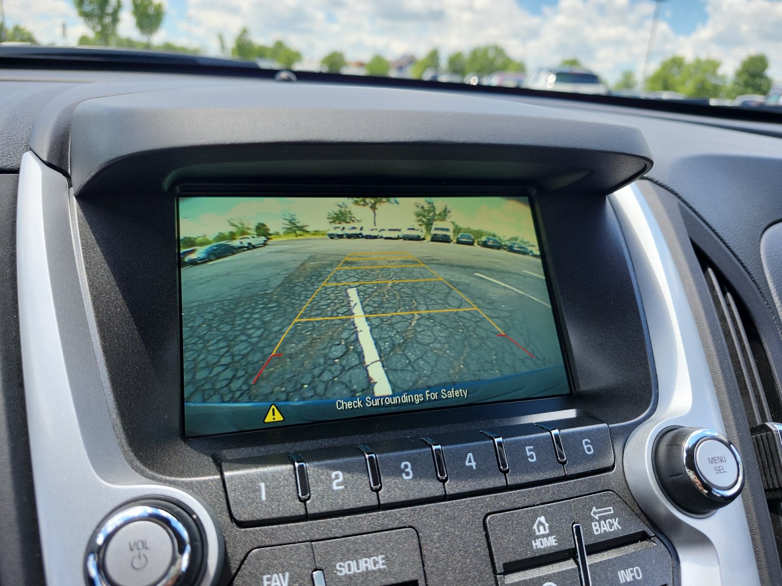 Used 2017 Chevrolet Equinox LT w/ Convenience Package FWD image 20