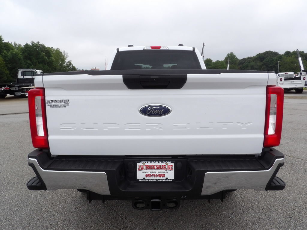 Used 2024 Ford F250 XLT w/ FX4 Off-Road Package AWD/4WD image 6