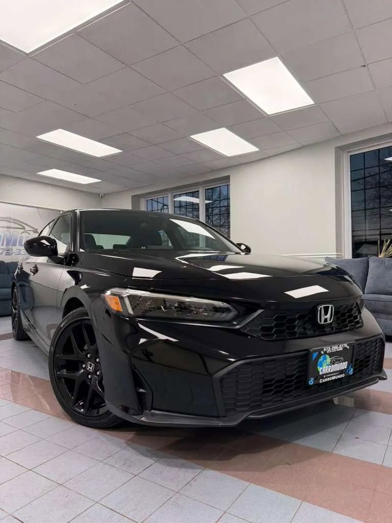 Used 2025 Honda Civic Sport image 1