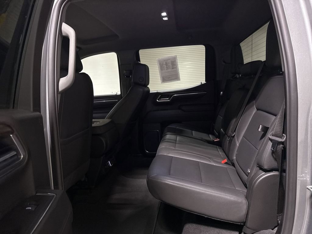 Used 2025 GMC Sierra 1500 SLT image 22