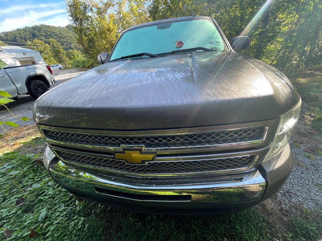 Used 2012 Chevrolet Silverado 1500 LTZ w/ LTZ Plus Package AWD/4WD image 2