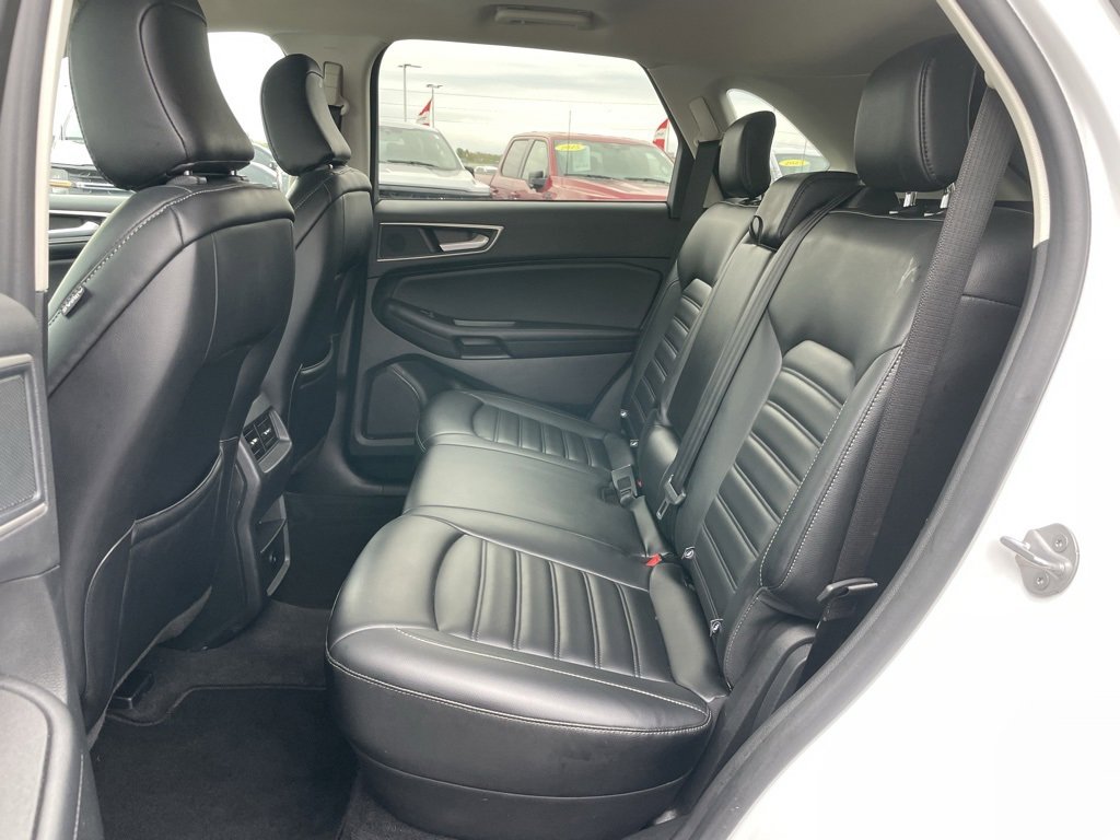 Used 2023 Ford Edge SEL image 8