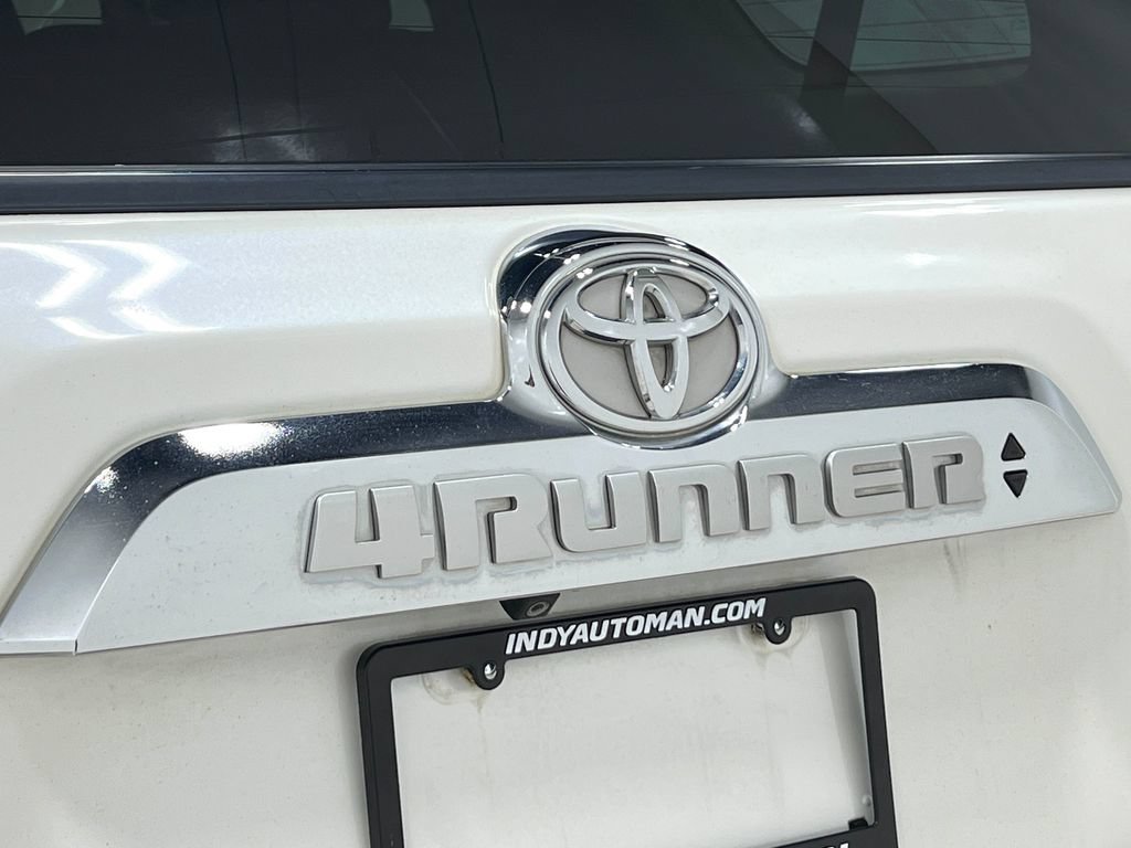 Used 2016 Toyota 4Runner Limited AWD/4WD image 40
