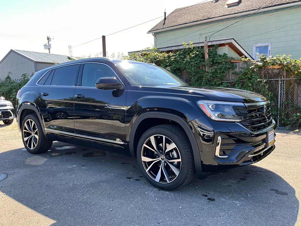 New 2025 Volkswagen Atlas Cross Sport SEL Premium R-Line image 2