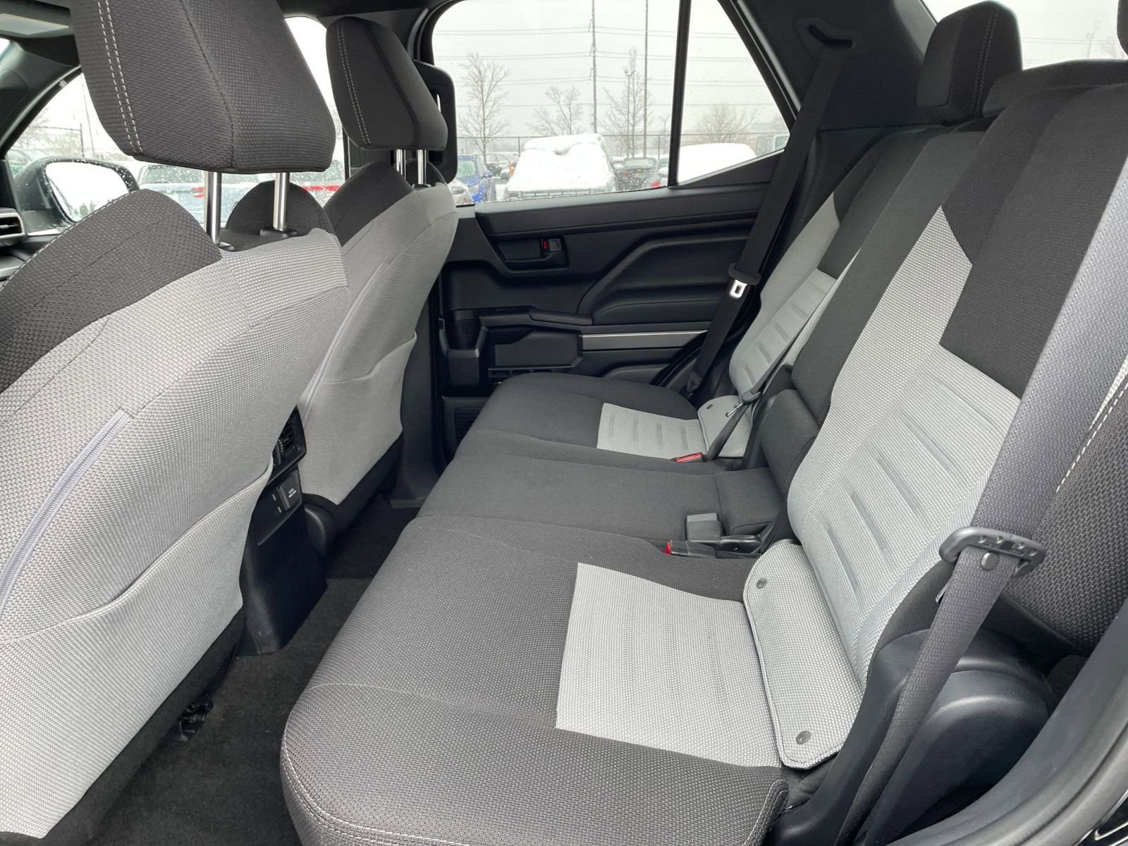 Used 2025 Toyota 4Runner TRD Off-Road image 24