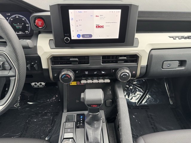 Used 2024 Toyota Tacoma TRD Sport image 2