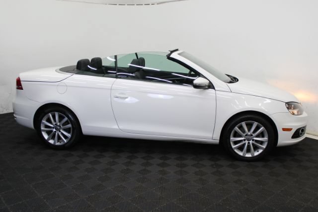 Used 2014 Volkswagen Eos Komfort FWD image 5