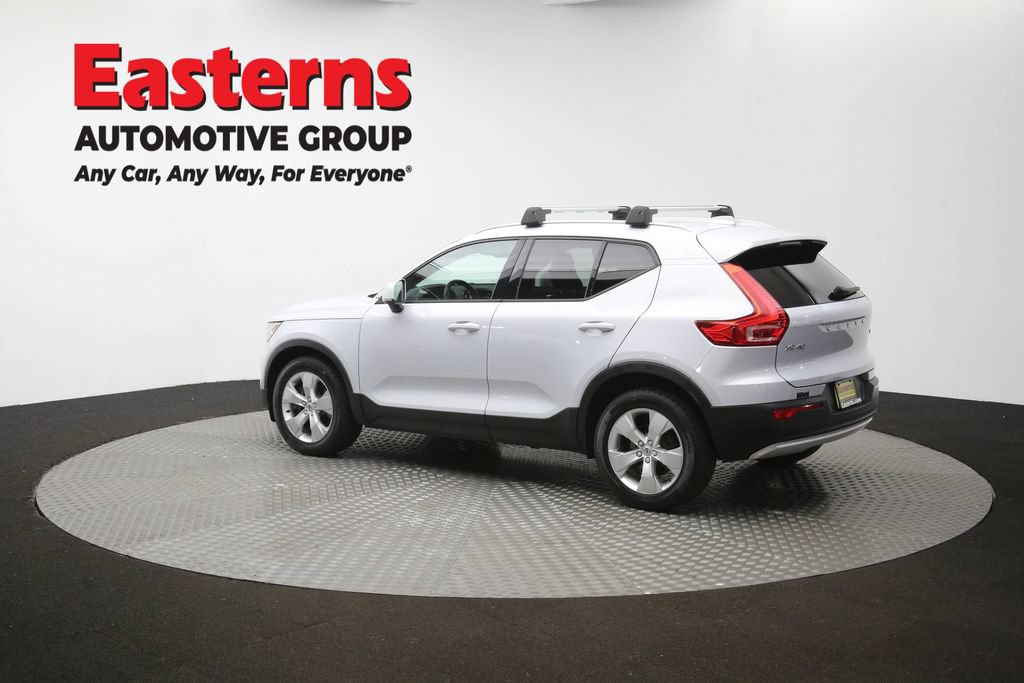Used 2021 Volvo XC40 T4 Momentum FWD image 61