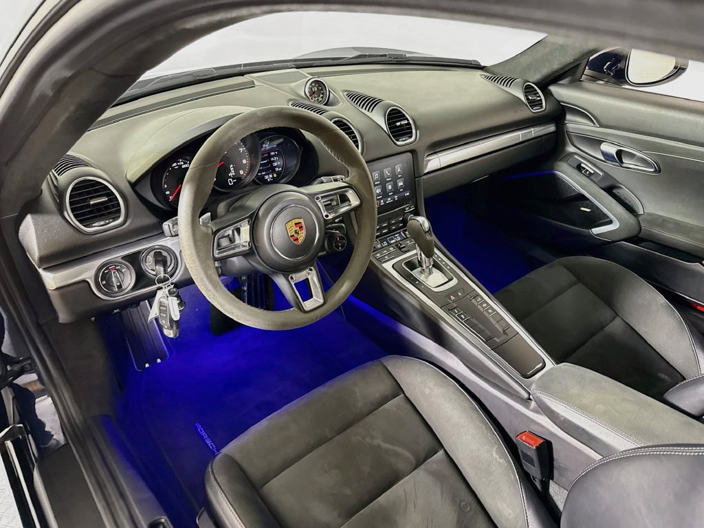 Certified 2021 Porsche 718 Cayman GTS RWD image 4