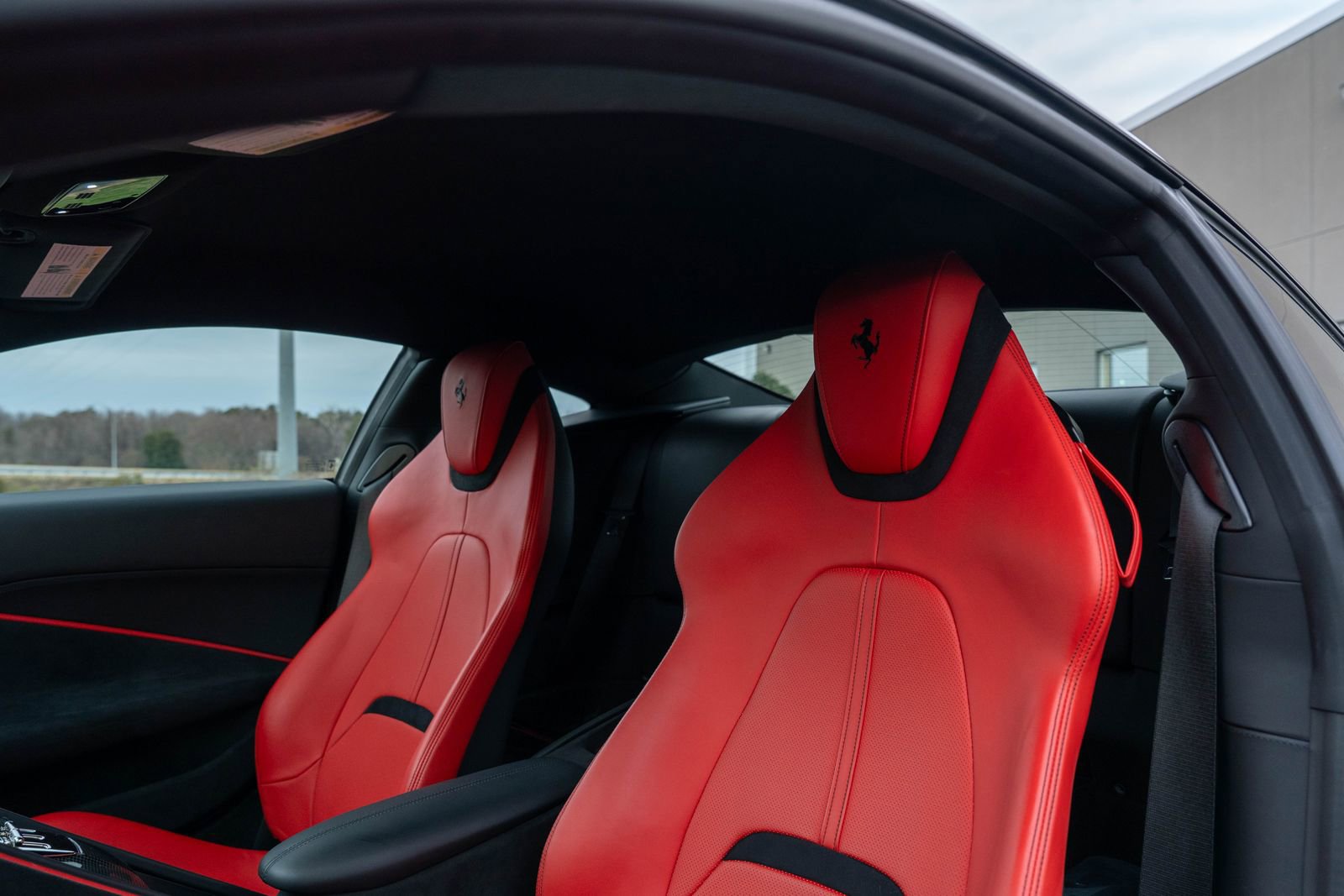 Certified 2022 Ferrari Roma image 31
