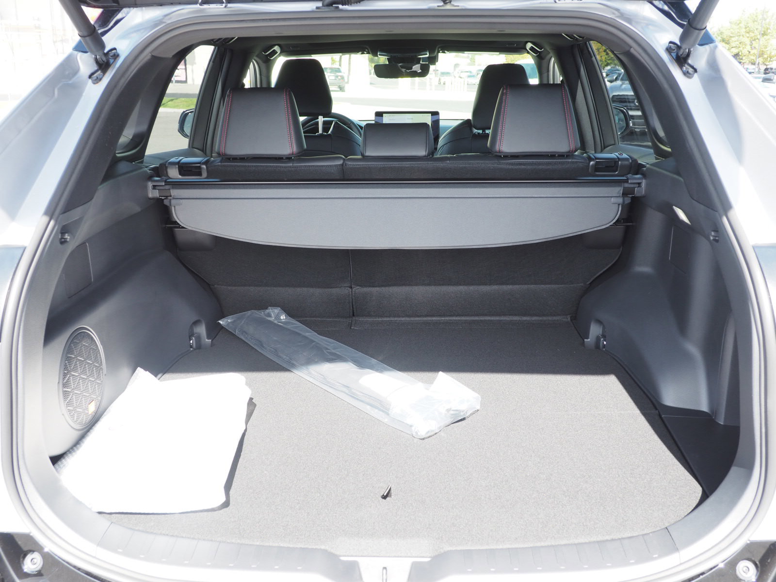 Used 2025 Toyota RAV4 XSE image 19