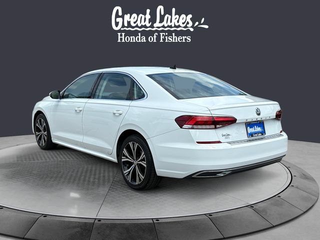 Used 2021 Volkswagen Passat 2.0T SE FWD image 3