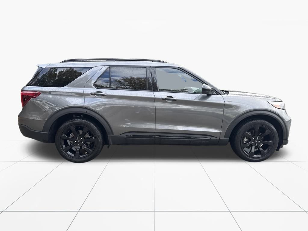 Used 2023 Ford Explorer ST-Line w/ Class IV Trailer Tow Package image 10
