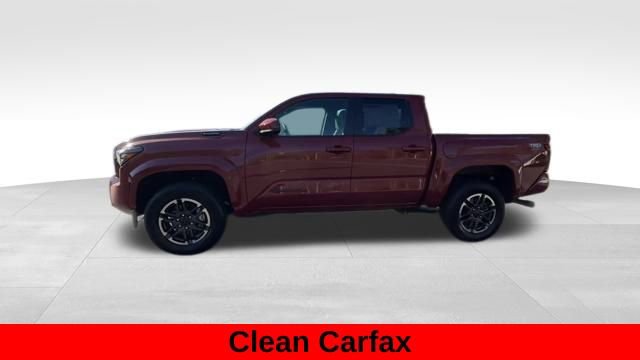 Used 2025 Toyota Tacoma TRD Sport image 3