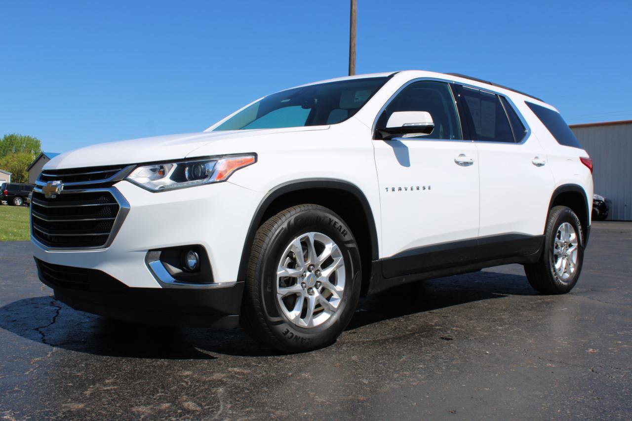 Used 2020 Chevrolet Traverse LT w/ Driver Confidence II Package AWD/4WD image 14