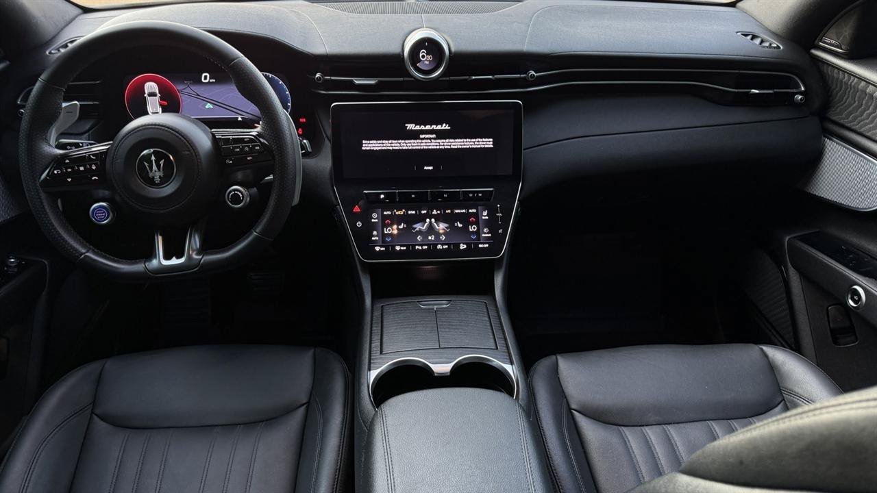 Used 2024 Maserati Grecale GT AWD/4WD image 39