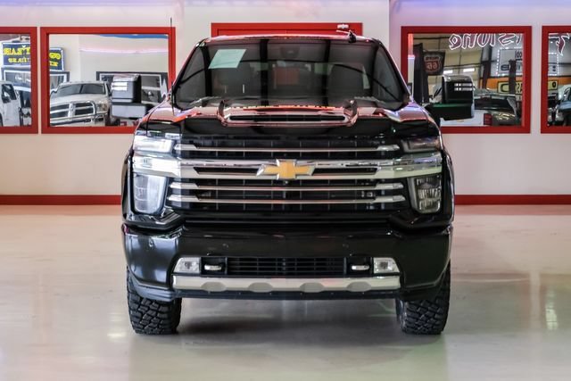 Used 2022 Chevrolet Silverado 3500 High Country w/ Technology Package AWD/4WD image 9
