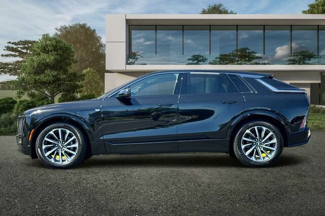 Certified 2024 Cadillac Lyriq Sport AWD/4WD image 7