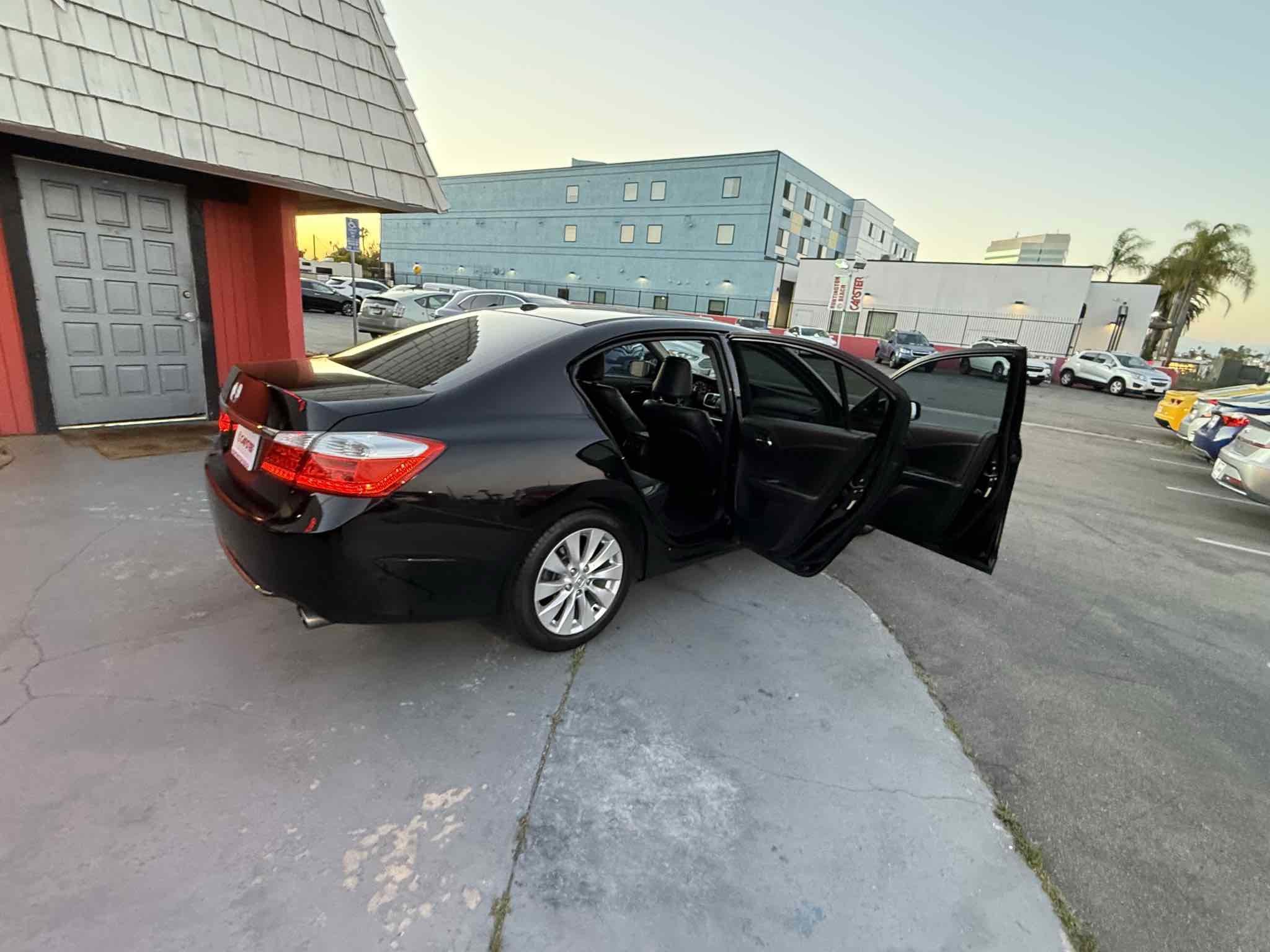 Used 2013 Honda Accord EX-L image 37