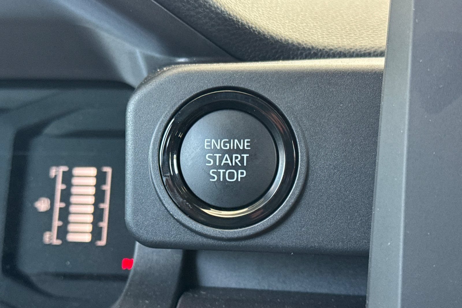 Certified 2026 Toyota Tacoma SR5 RWD image 27