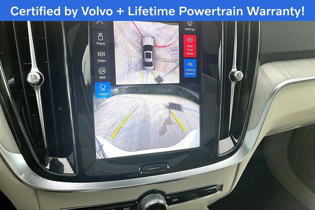 Used 2025 Volvo S60 B5 Plus AWD/4WD image 29