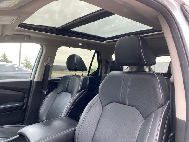 Used 2025 Honda Pilot Elite image 15