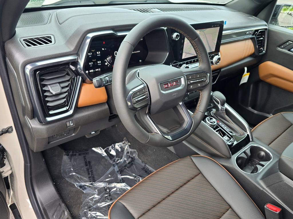 New 2026 GMC Canyon AT4 w/ AT4 Premium Package AWD/4WD image 12