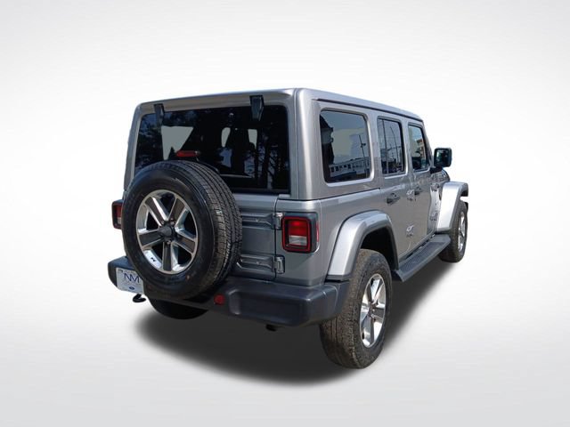 Used 2018 Jeep Wrangler Unlimited Sahara AWD/4WD image 9